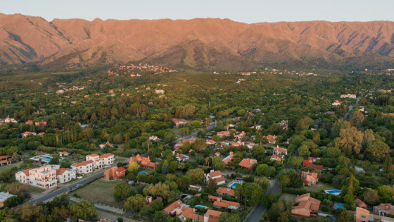 relaciones esporádicas Merlo