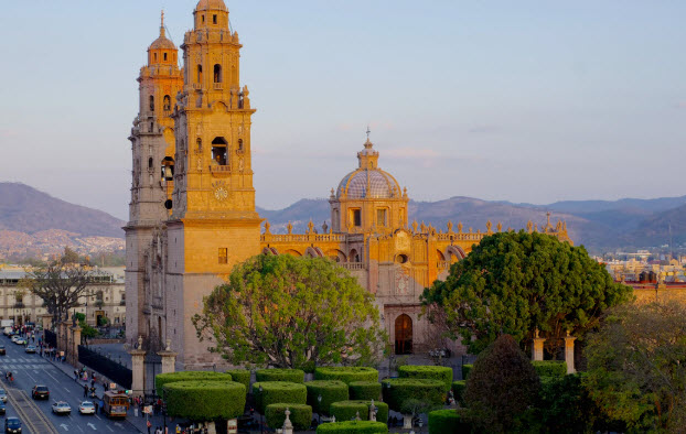 relaciones esporádicas Morelia